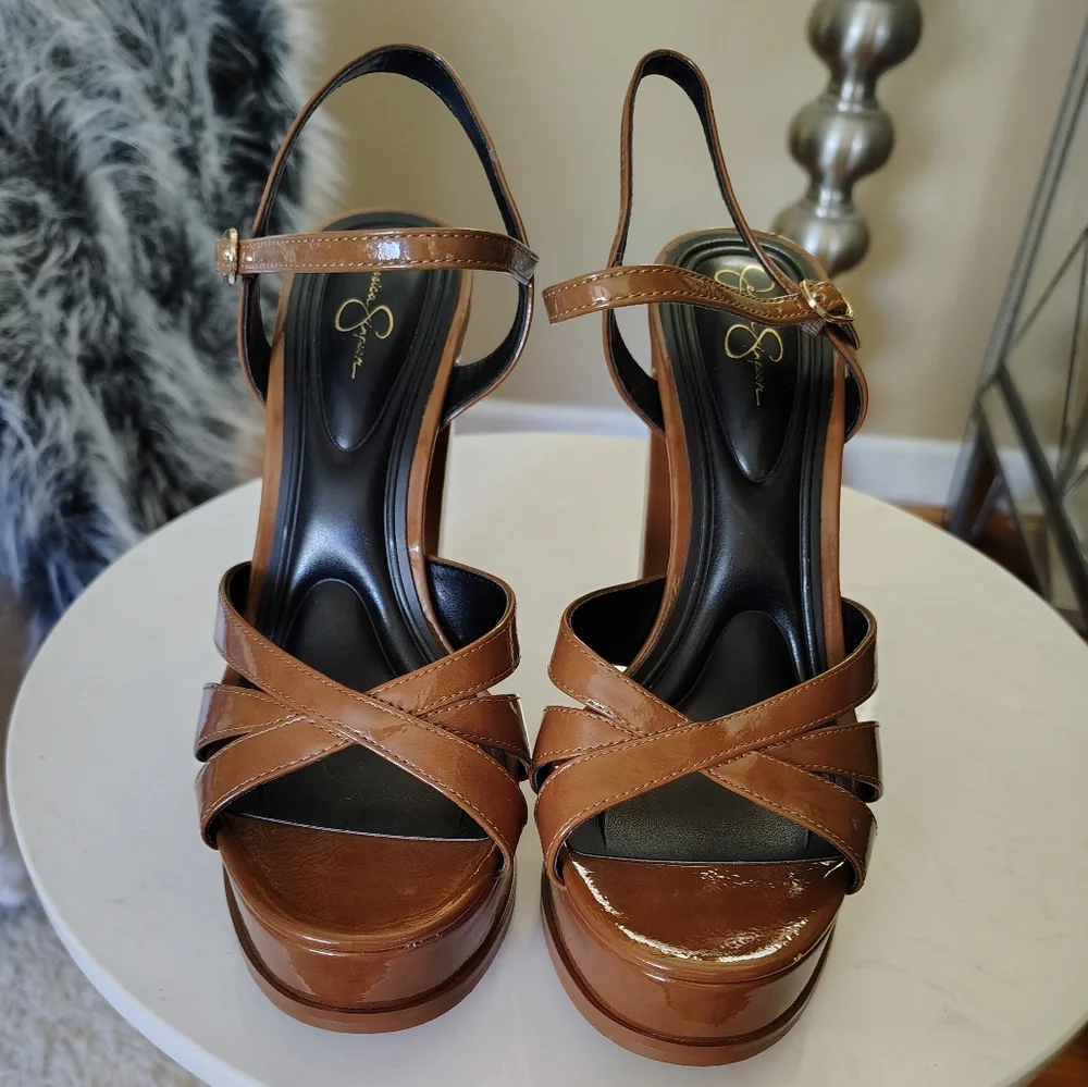 🆕⭐ Jessica Simpson Caramel Brown Platform Sandals
